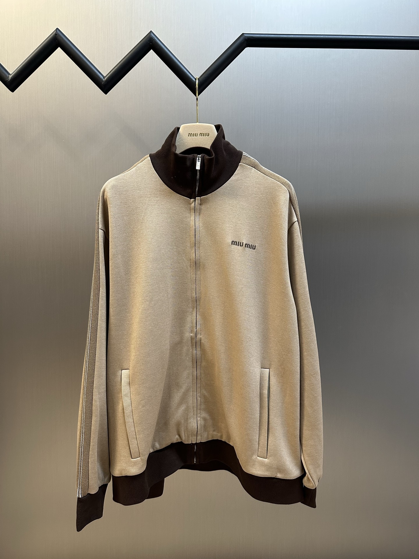 MIUMIU 미우미우 플레인 저지 집업 트랙 재킷 자켓 의류