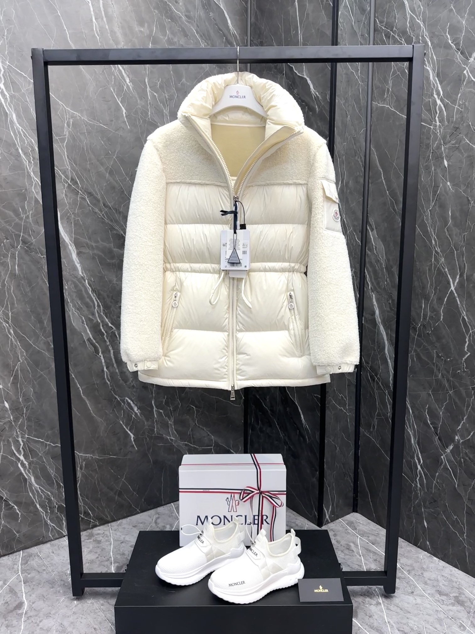 Moncler 몽클레어 몽클레르 패딩 점퍼 의류