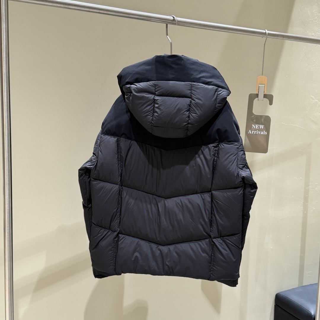Moncler 몽클레어 몽클레르 자석버튼 다운 점퍼 패딩 자켓 의류
