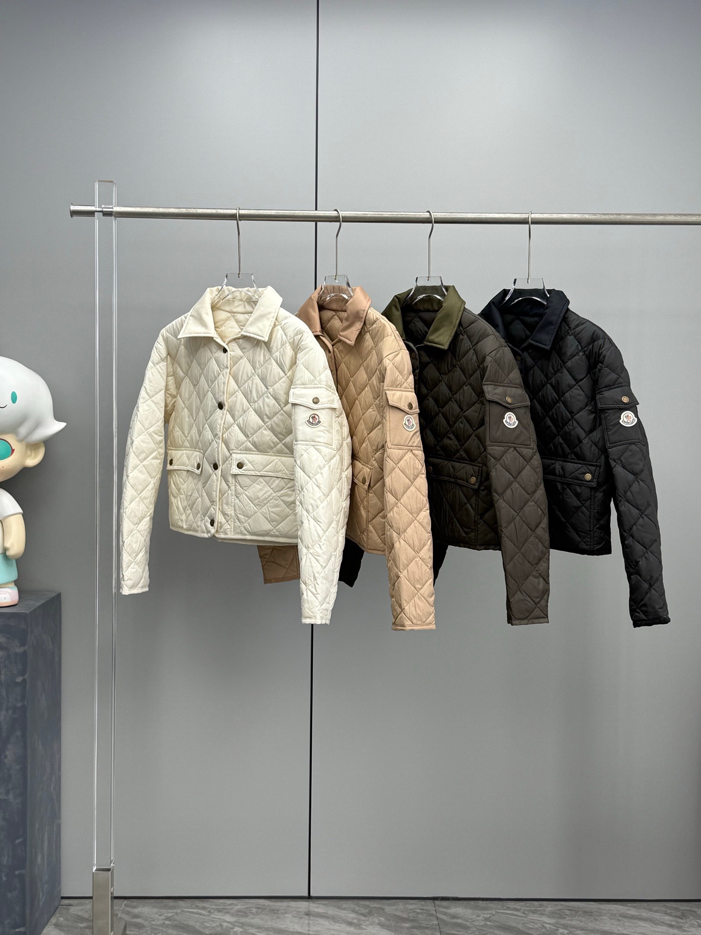 Moncler Chitre 몽클레어 몽클레르 여성 셔츠형 다이아몬드 퀼팅 패딩 점퍼 의류