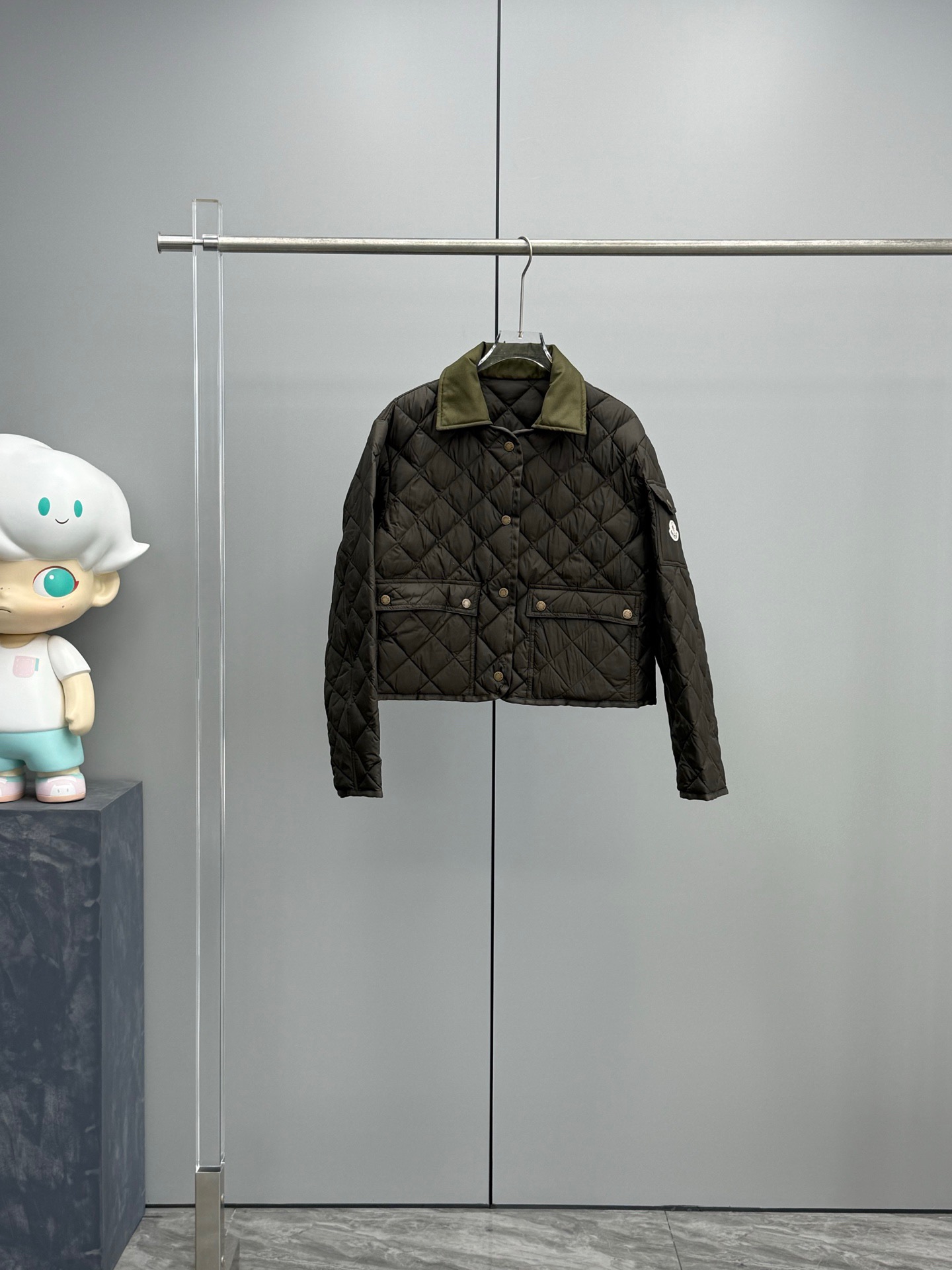 Moncler Chitre 몽클레어 몽클레르 여성 셔츠형 다이아몬드 퀼팅 패딩 점퍼 의류