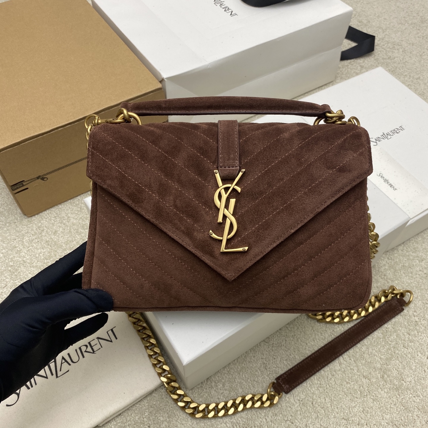 YSL 생로랑 클래식 스웨이드 메신저백 숄더백 가방
