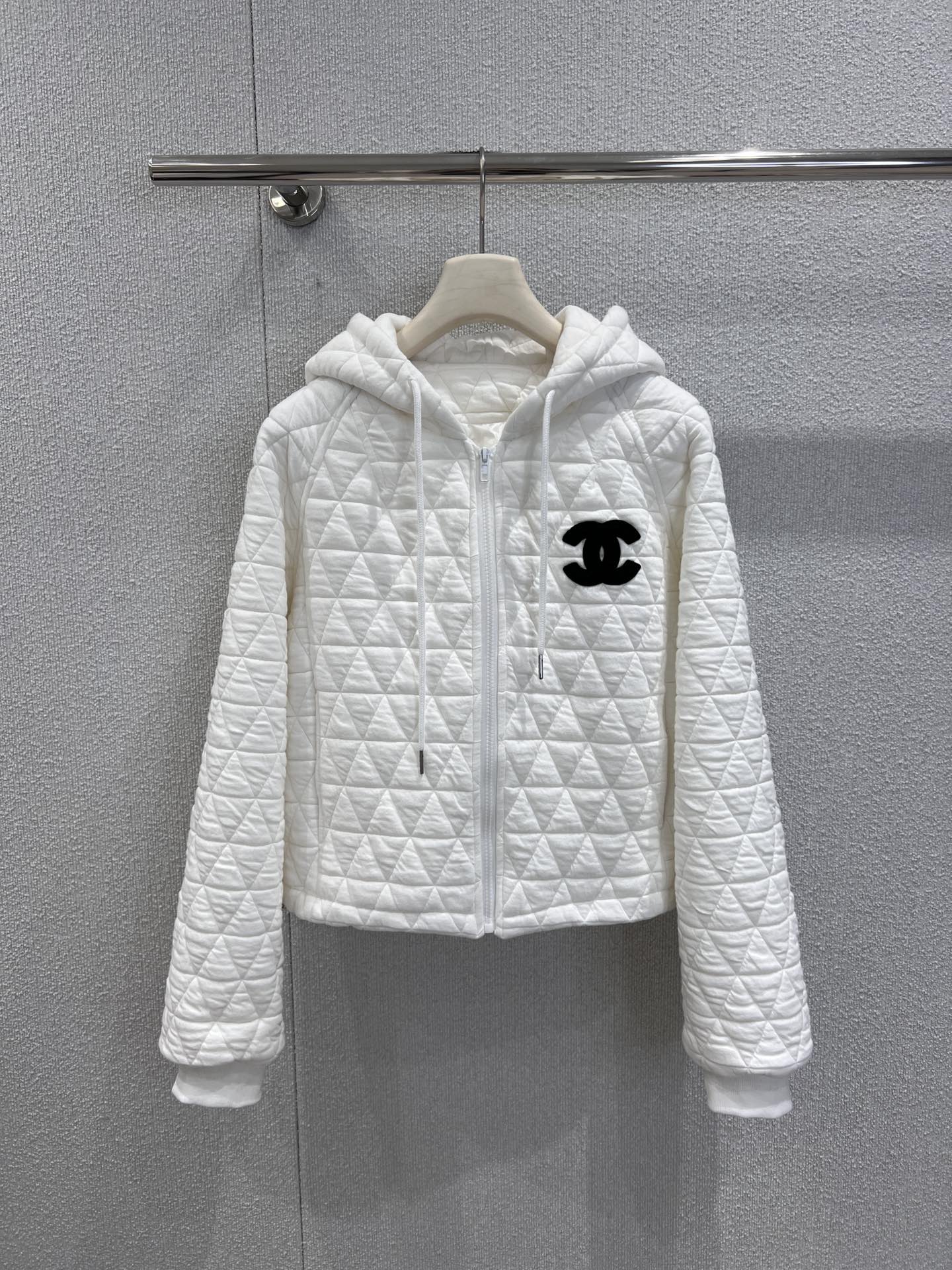 Chanel 샤넬 클래식 퀼팅 후드 집업 자켓 + 팬츠 바지 세트 셋업 의류