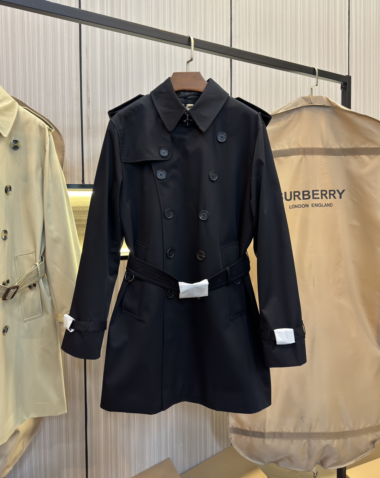 Burberry 버버리 켄싱턴 남성 단추형 숏 트렌치코트 의류