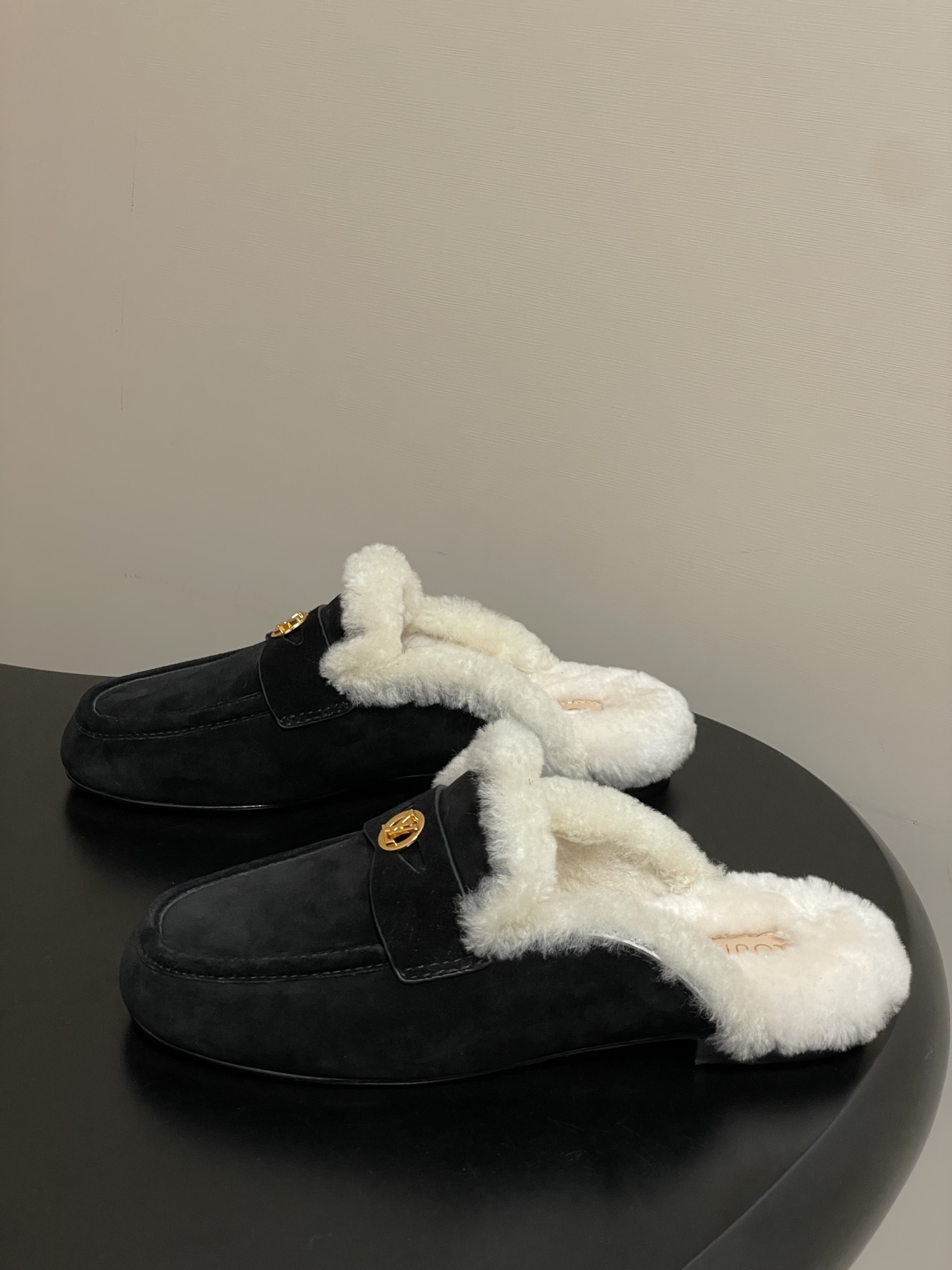 Louis vuitton LV 루이비통 SOHO 울 뮬 신발