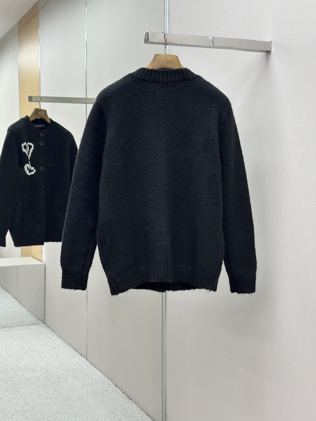 Louis Vuitton LV 루이비통 자카드 로고 울 가디건 의류