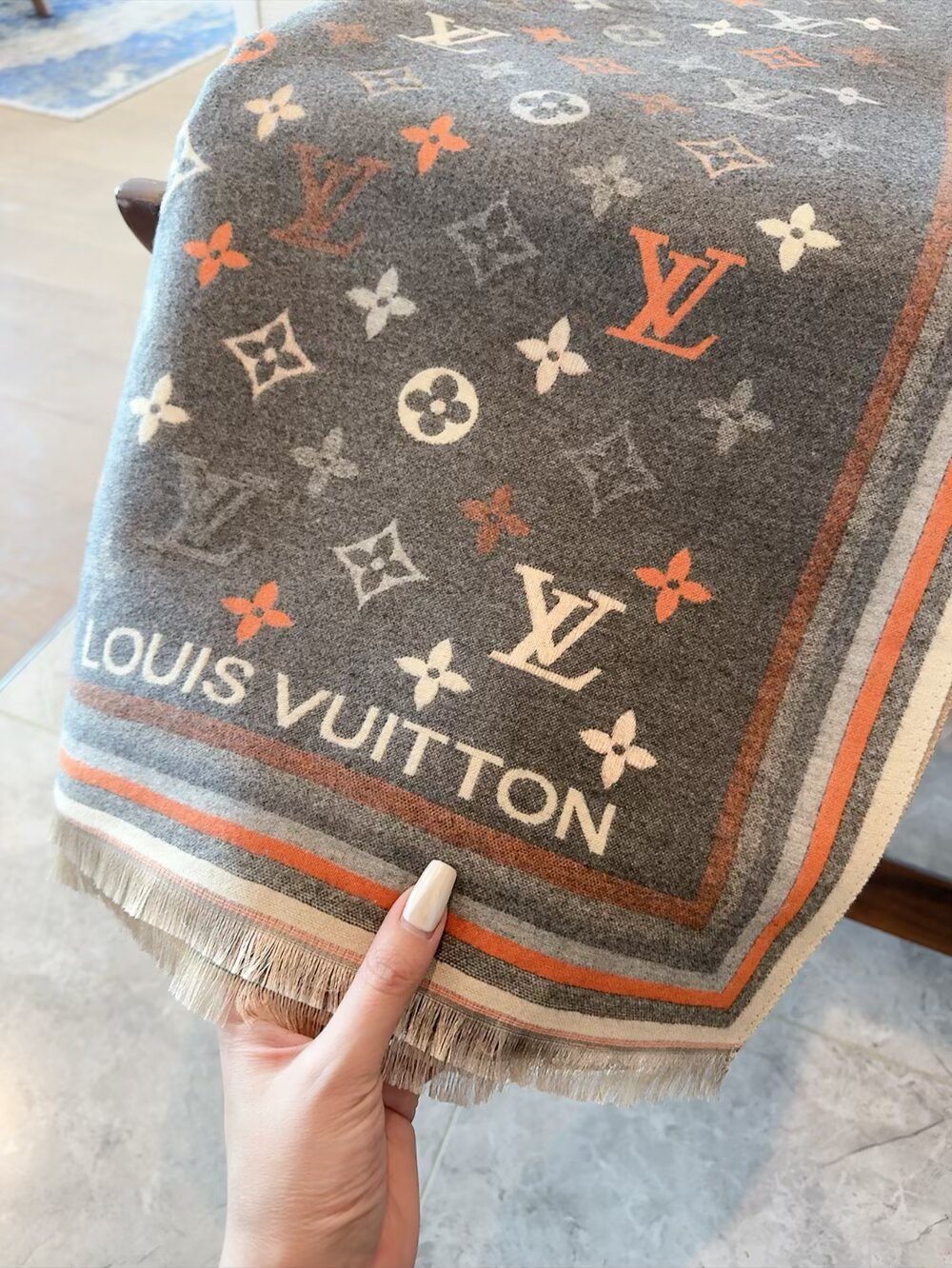 LV 루이비통 모노그램 자카드 머플러 목도리 스카프