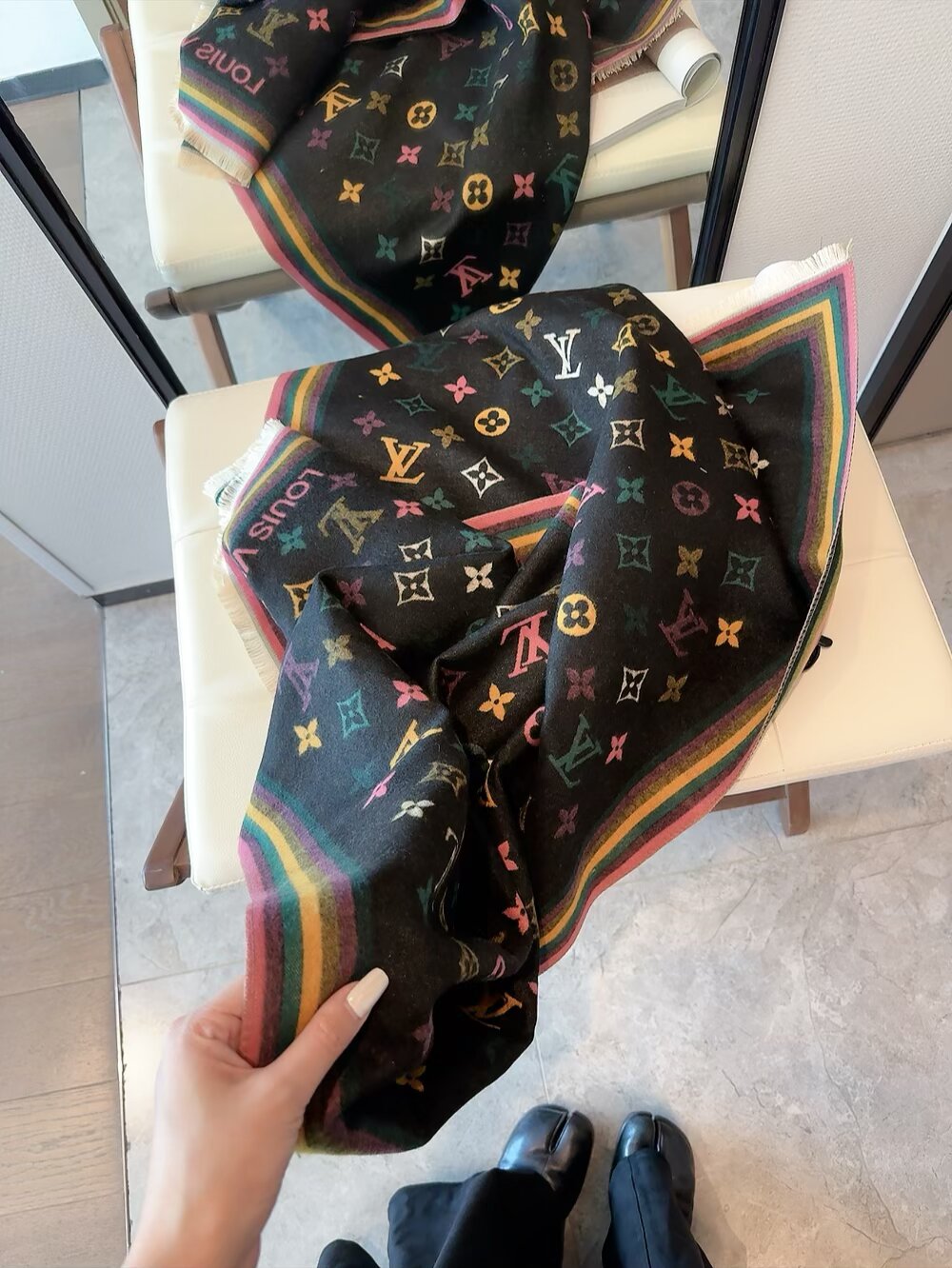 LV 루이비통 모노그램 자카드 머플러 목도리 스카프