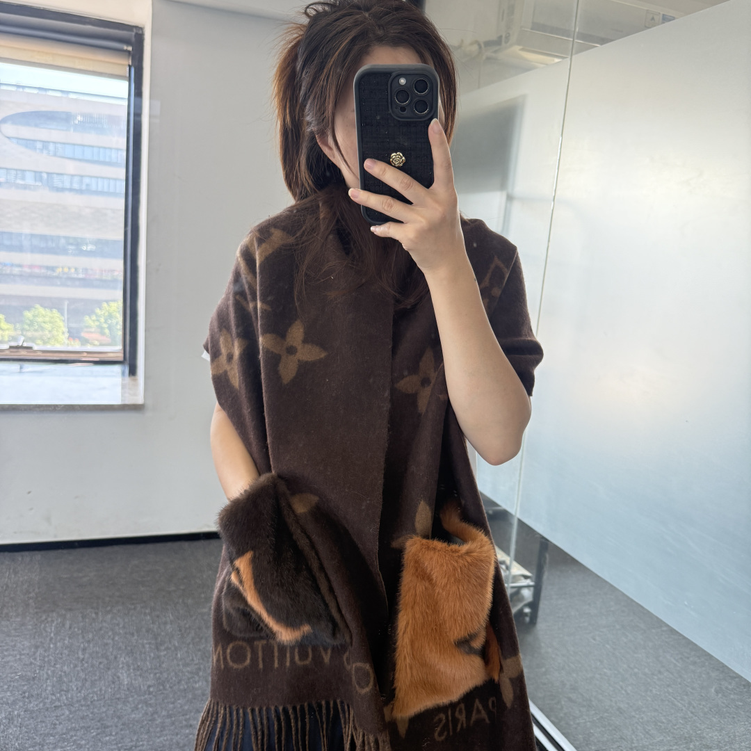 LV 루이비통 클래식 포켓 캐시미어 목도리 머플러/숄