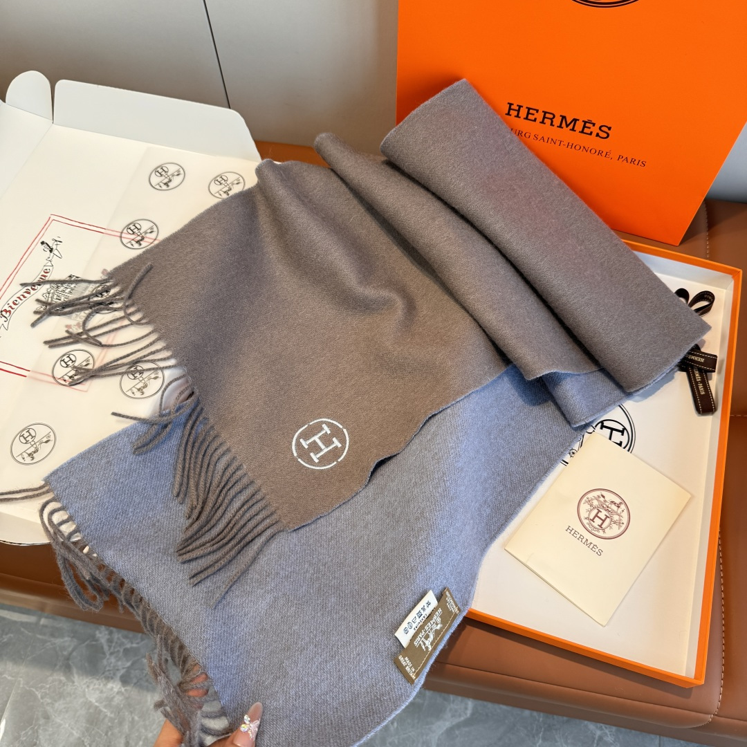 Hermes 에르메스 H 로고 양모 머플러 목도리