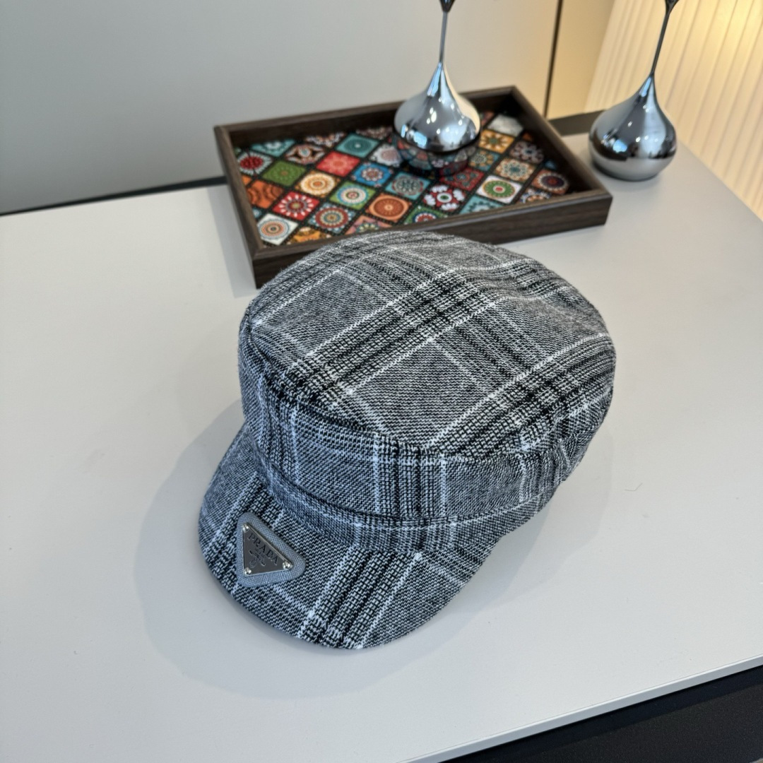 Prada 프라다 군모 모자