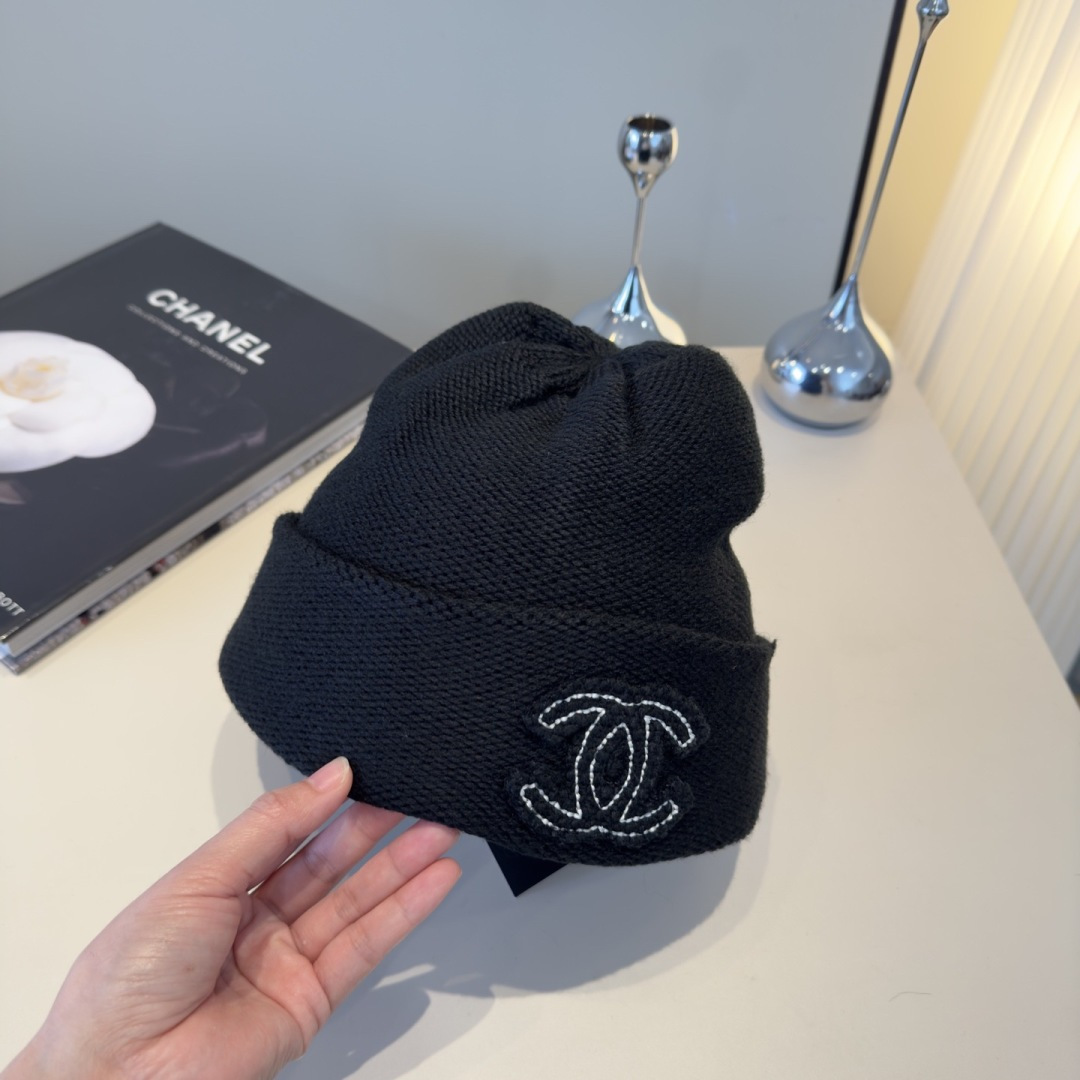 CHANEL 샤넬 니트 비니 모자