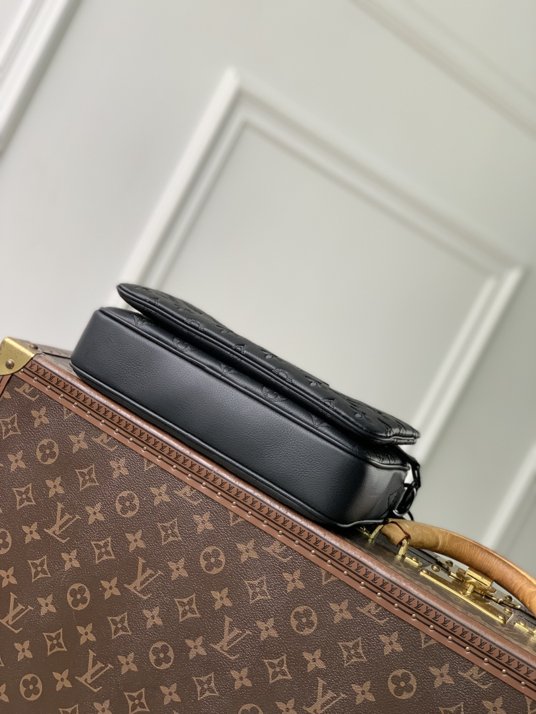 LV M26713 Trio Messenger 루이비통 메신저 백 크로스백 가방