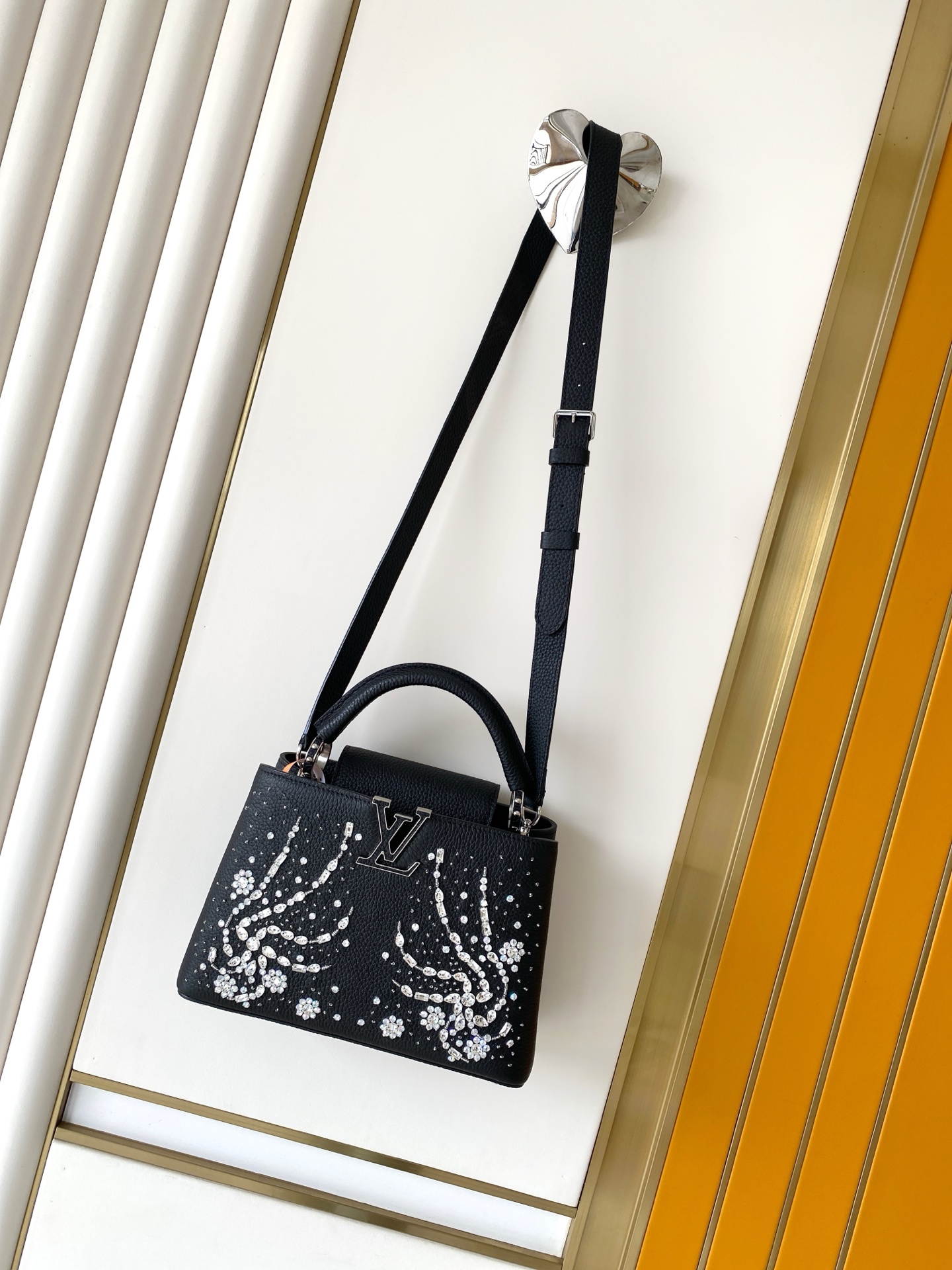 LV Capucines BB- Handbags 루이비통 카퓌신 핸드백 숄더백 토트백 가방