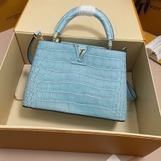 LV 루이비통 Capucines BB Tote Bag 카퓌신 핸드백 토트백 가방