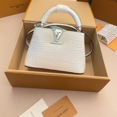 LV 루이비통 Capucines MINI Tote Bag 카퓌신 미니 핸드백 토트백 가방