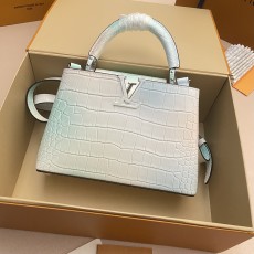 LV 루이비통 Capucines BB Tote Bag 카퓌신 핸드백 토트백 가방
