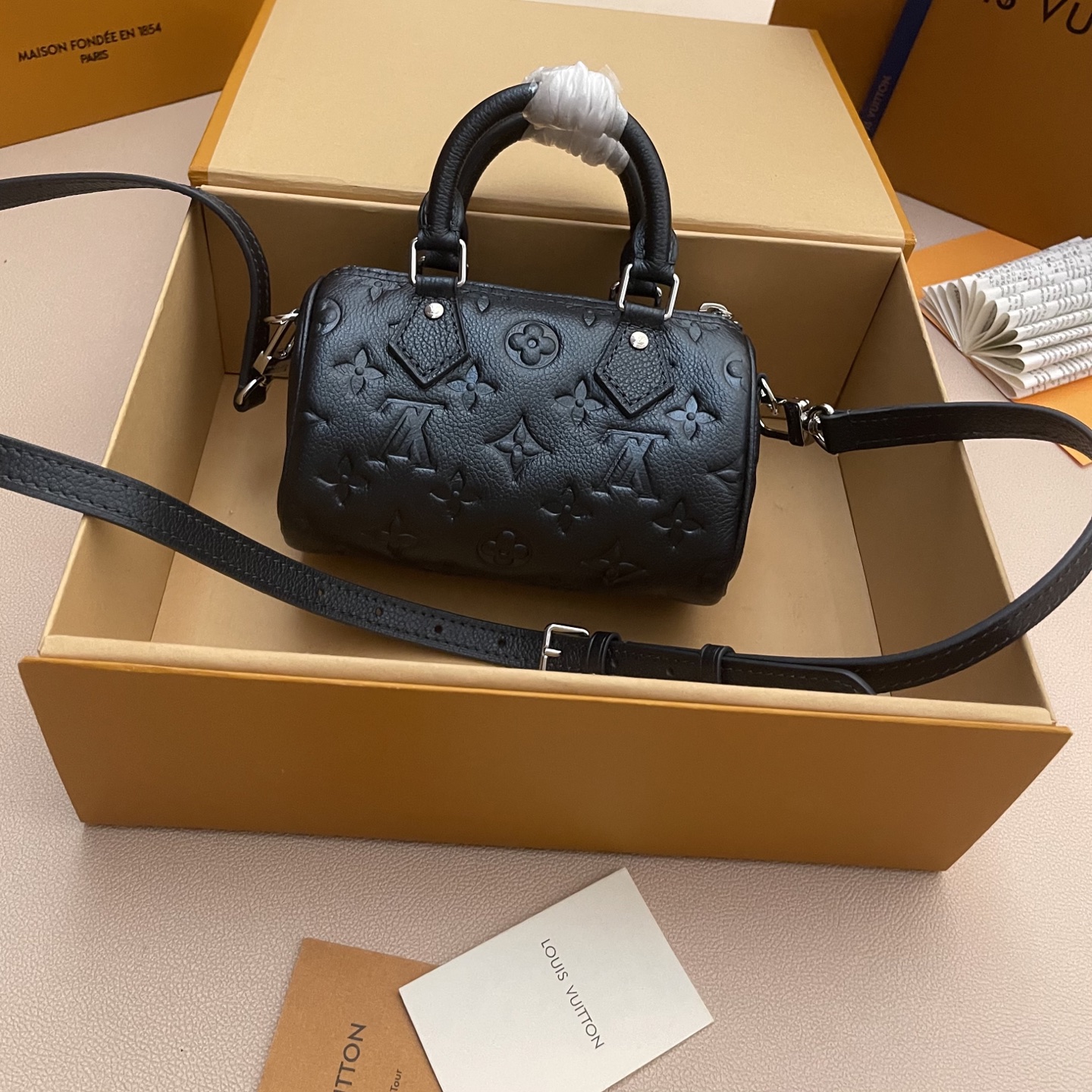 LV NANO SPEEDY 루이비통 나노 스피디 필로우 백 가방