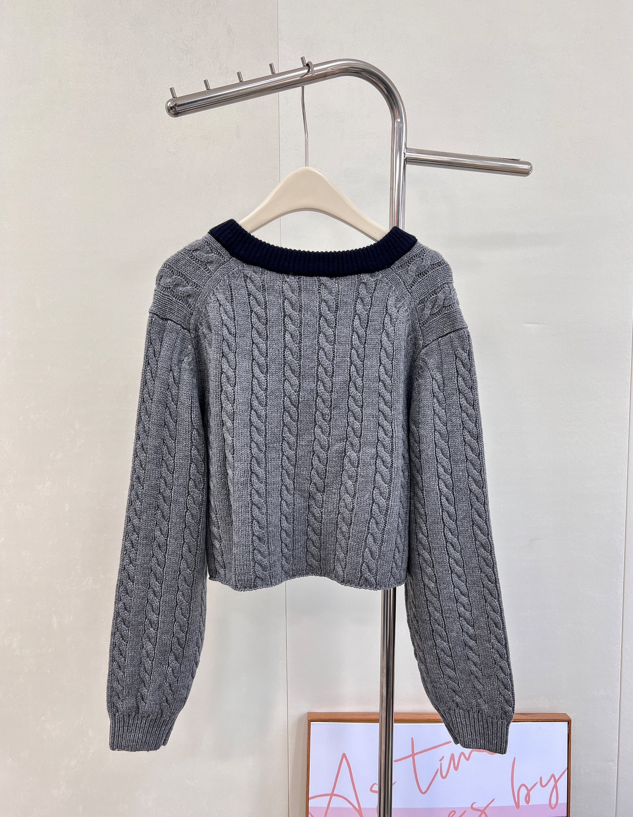 miumiu 미우미우 케이블 니트 컬러 블록 크롭 스웨터 의류