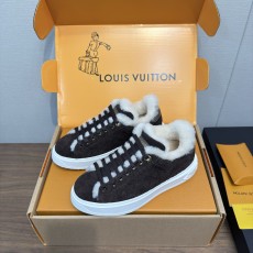 LV 루이비통 Time Out (타임 아웃) 퍼 스니커즈 신발
