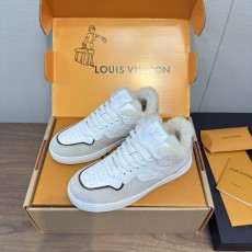 LV 루이비통 자수 캐주얼 스니커즈 신발