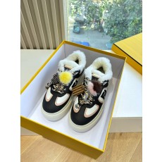 FENDI 펜디 로고 패턴 스니커즈 신발