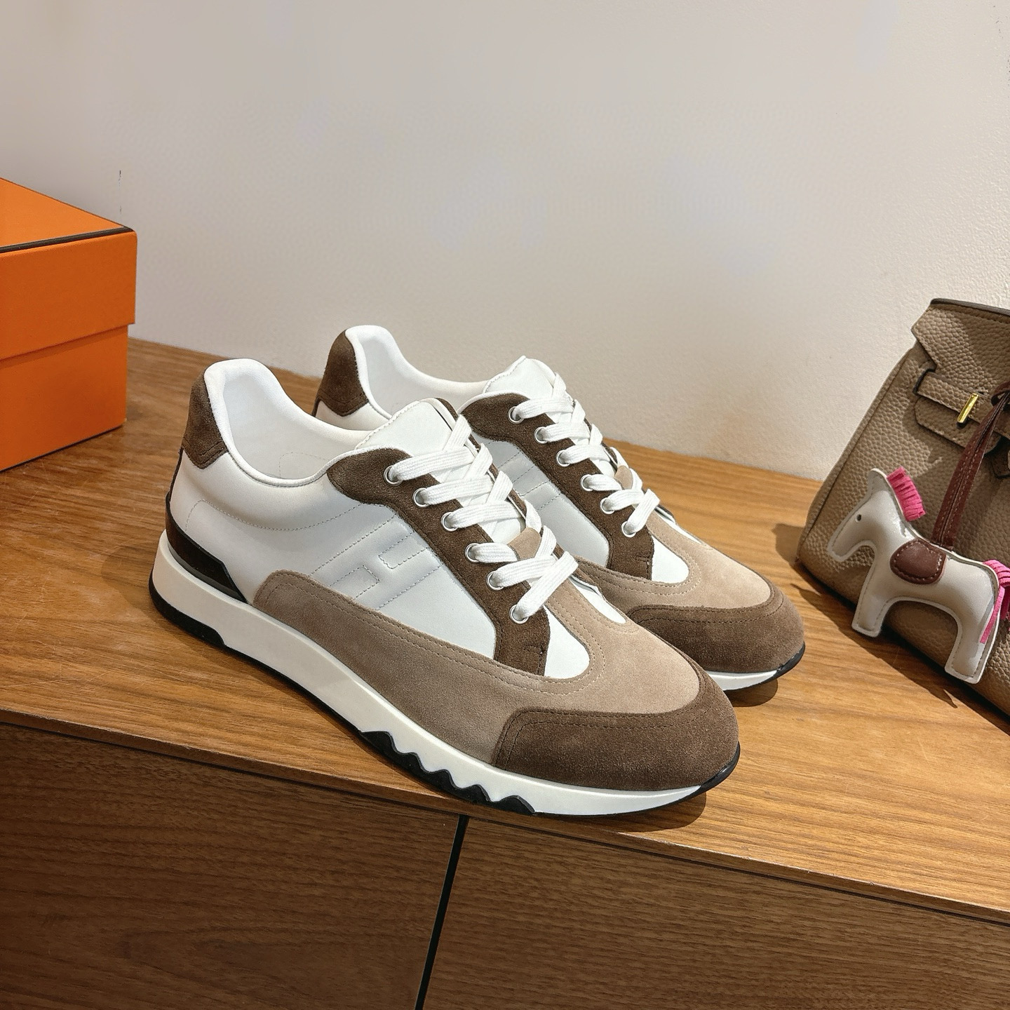 Hermes 에르메스 트레일(Trail) 스니커즈 신발