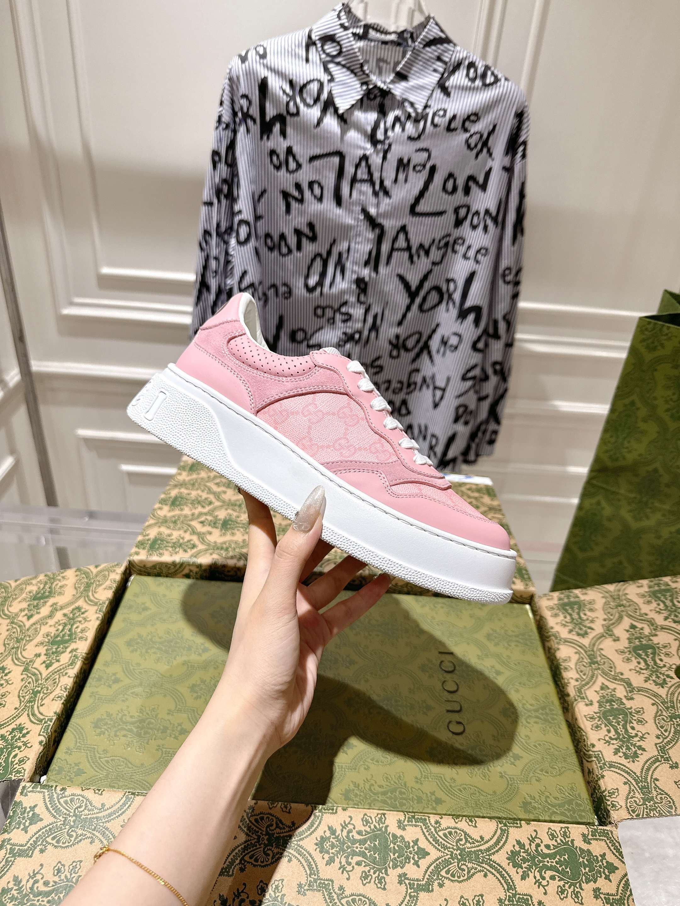 GUCCI 구찌 커플 스니커즈 신발