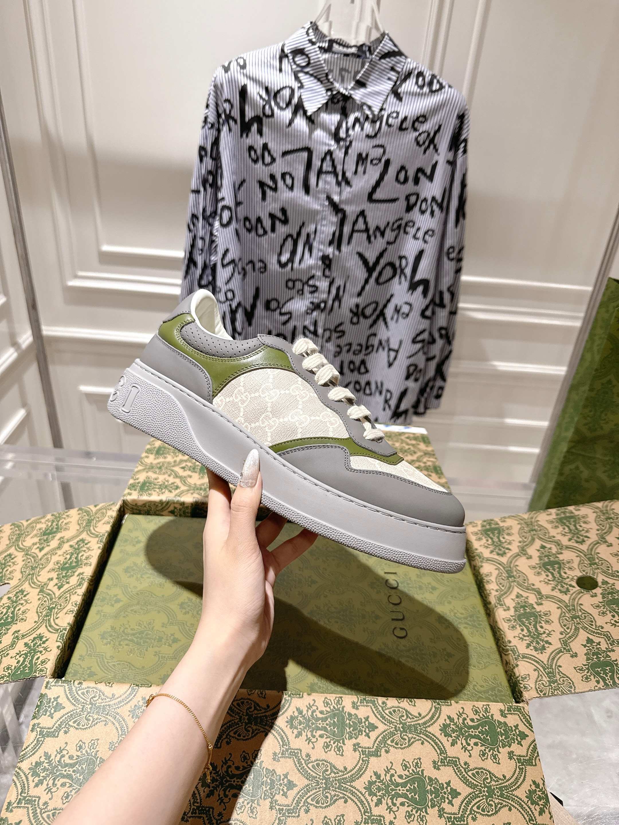 GUCCI 구찌 커플 스니커즈 신발