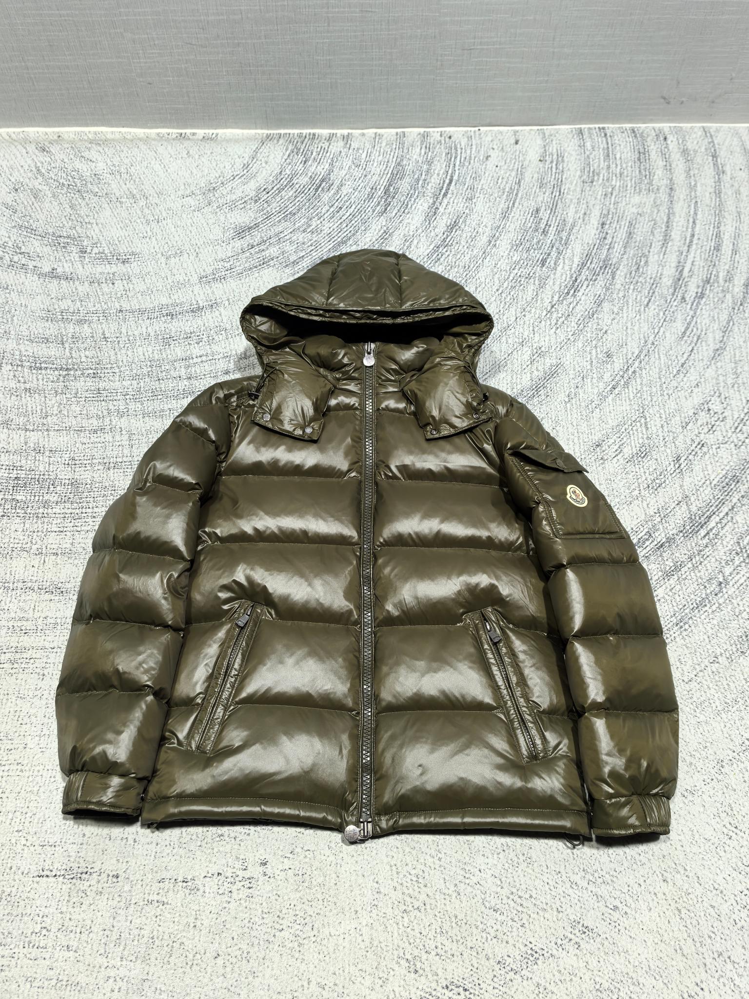 MONCLER 최상급 버전 Maya 몽클레어 몽클레르 남성 숏 다운 자켓 패딩 점퍼 의류