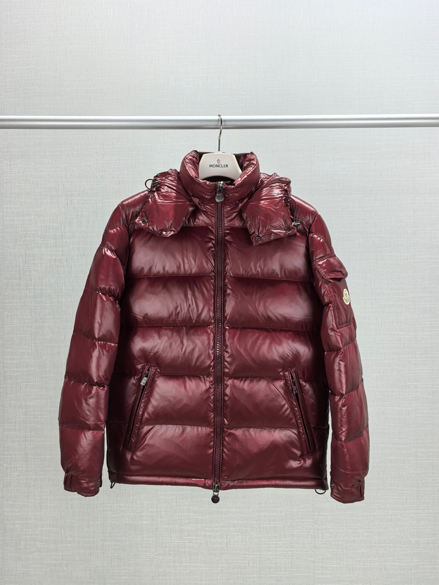 MONCLER 최상급 버전 Maya 몽클레어 몽클레르 남성 숏 다운 자켓 패딩 점퍼 의류