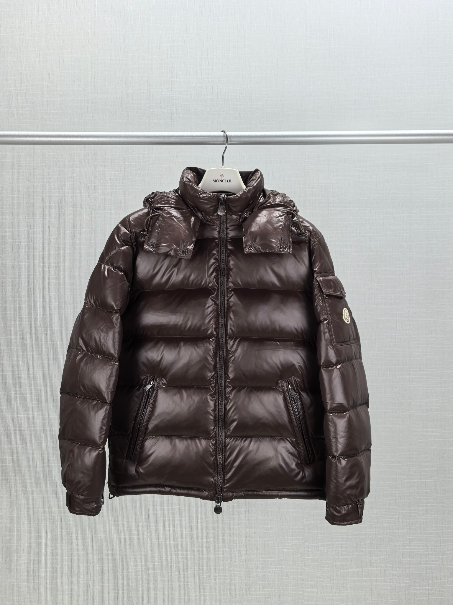 MONCLER 최상급 버전 Maya 몽클레어 몽클레르 남성 숏 다운 자켓 패딩 점퍼 의류