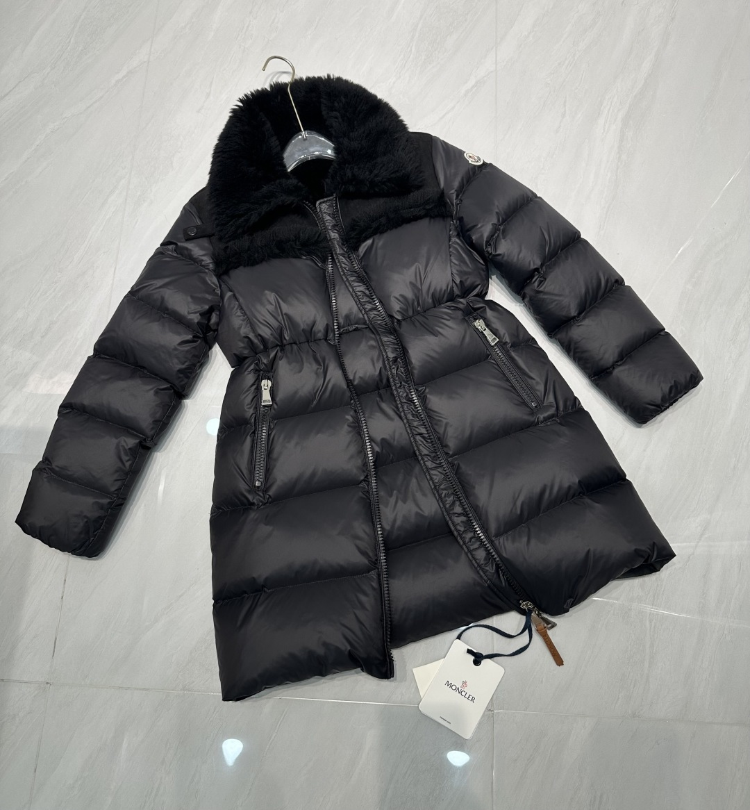 MONCLER 몽클레어 몽클레르 Bazaneix 리버시블 시어링 카라 미들 롱 다운 패딩 점퍼 의류