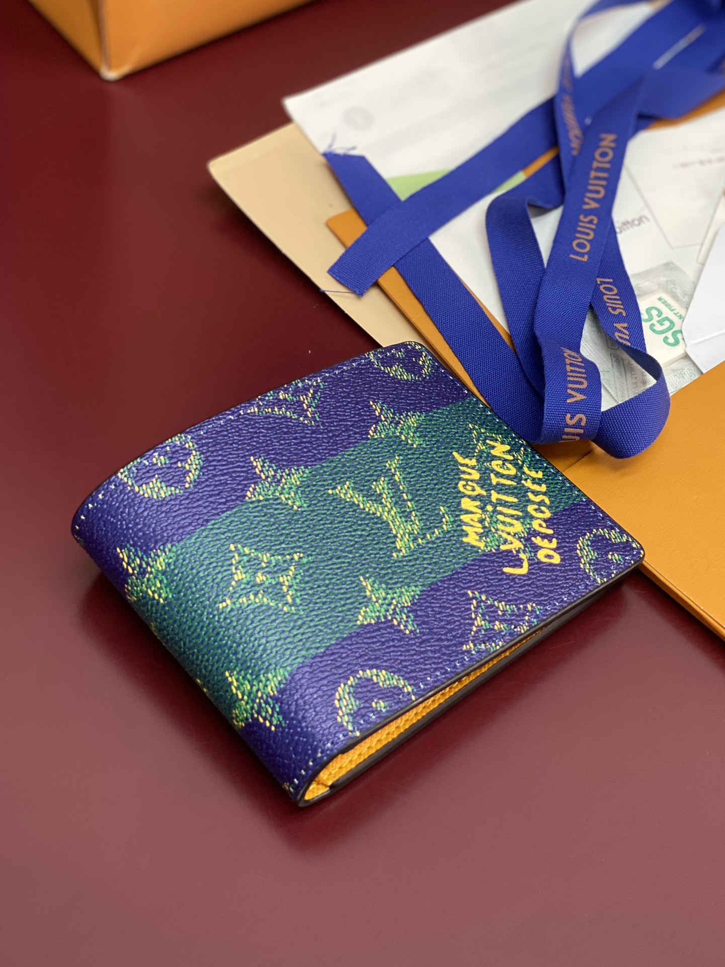 LV 루이비통 M25795 반지갑