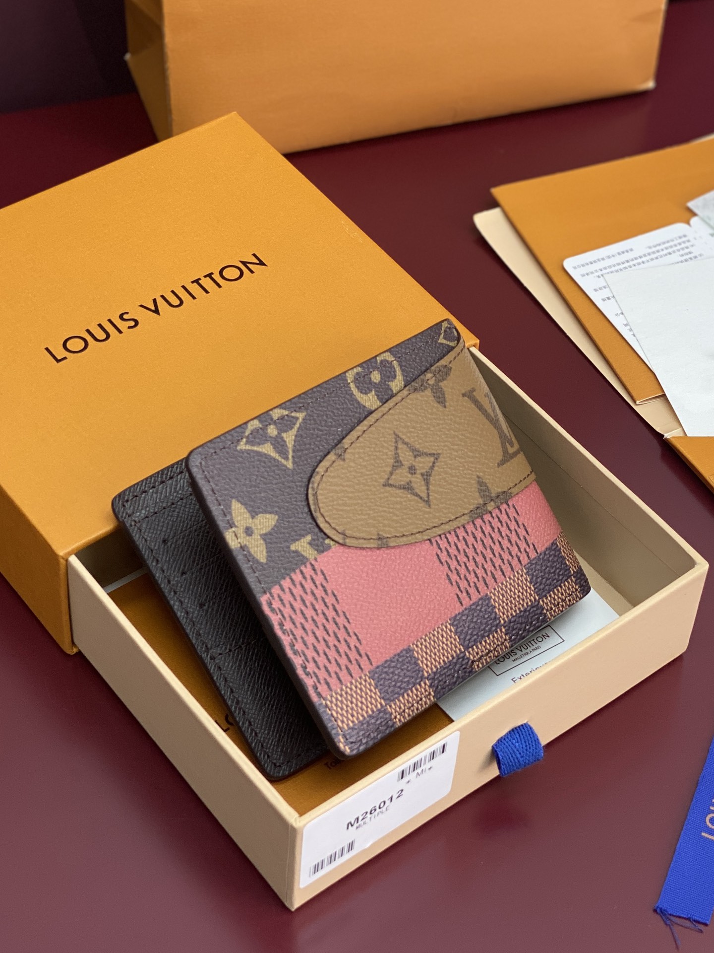 LV 루이비통 M26012 반지갑