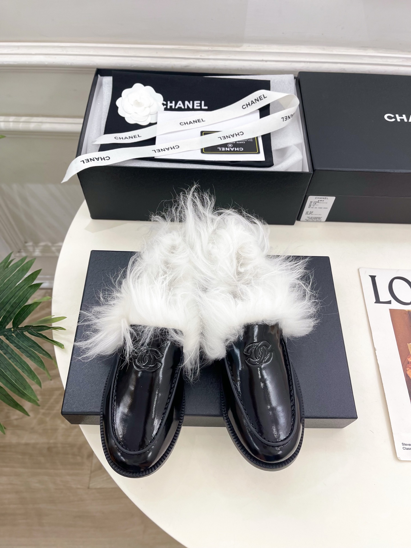 Chanel 샤넬 더블 C 롱헤어 빈티지 로퍼 신발