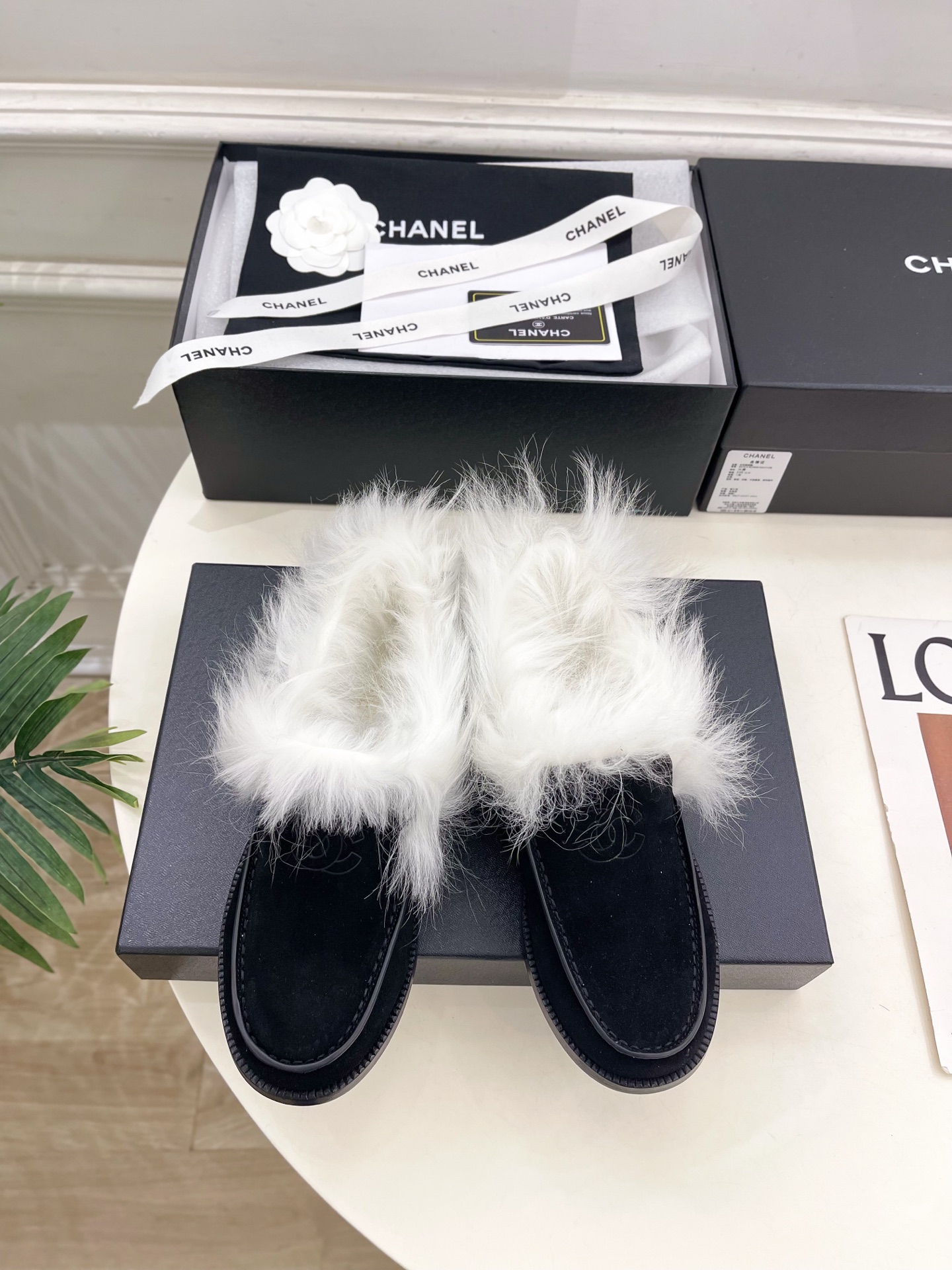 Chanel 샤넬 더블 C 롱헤어 빈티지 로퍼 신발