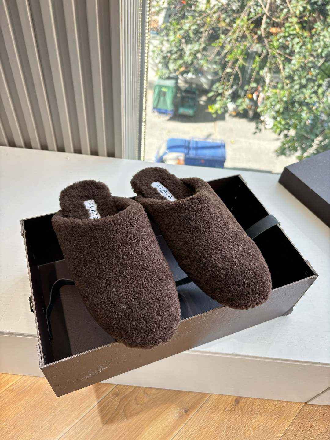 ALAIA 알라이아 양털 슈즈 신발