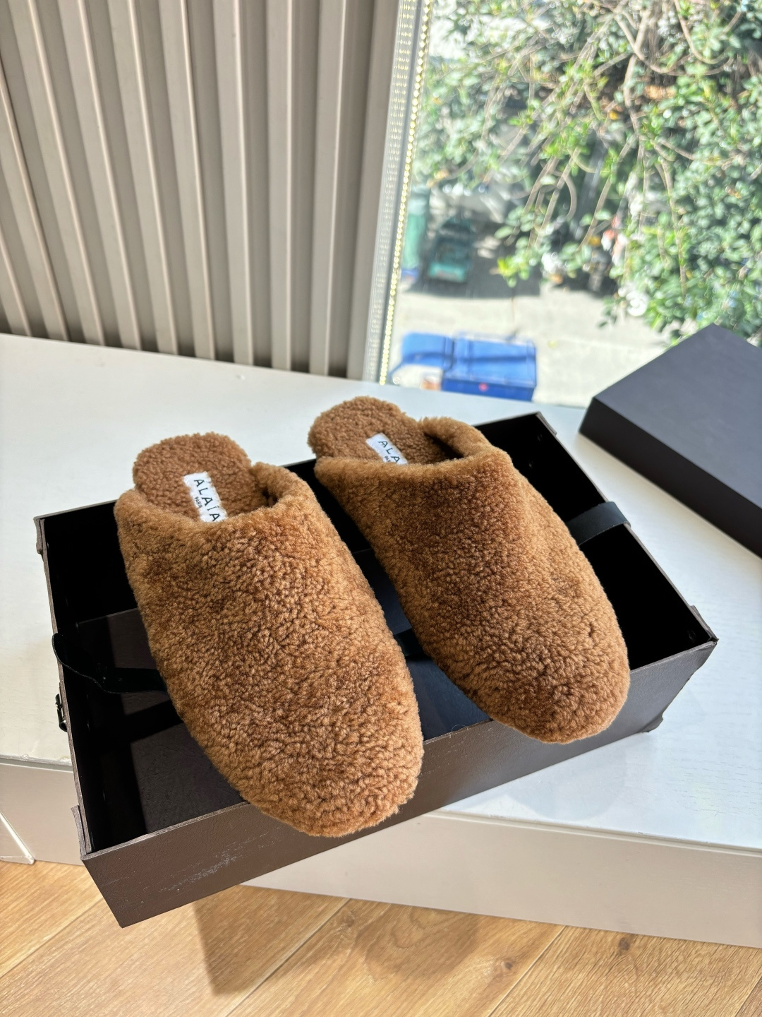 ALAIA 알라이아 양털 슈즈 신발