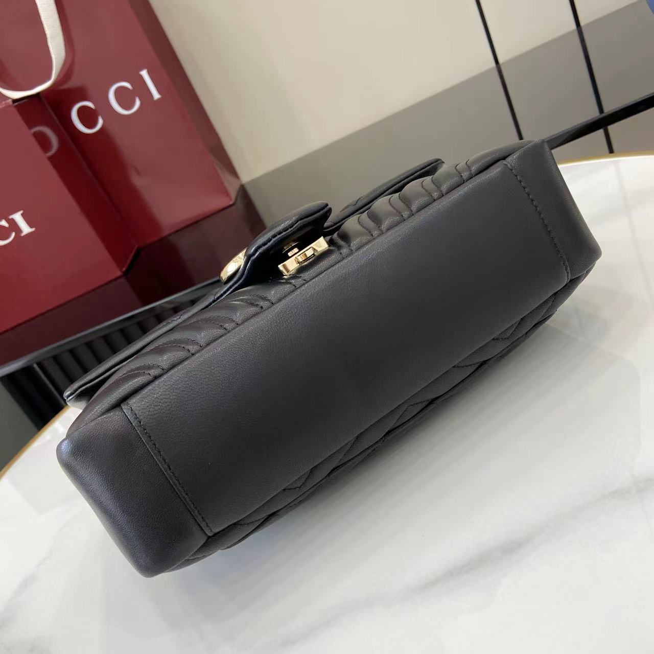 GUCCI 구찌 체인 핸드백 숄더백 가방 라지