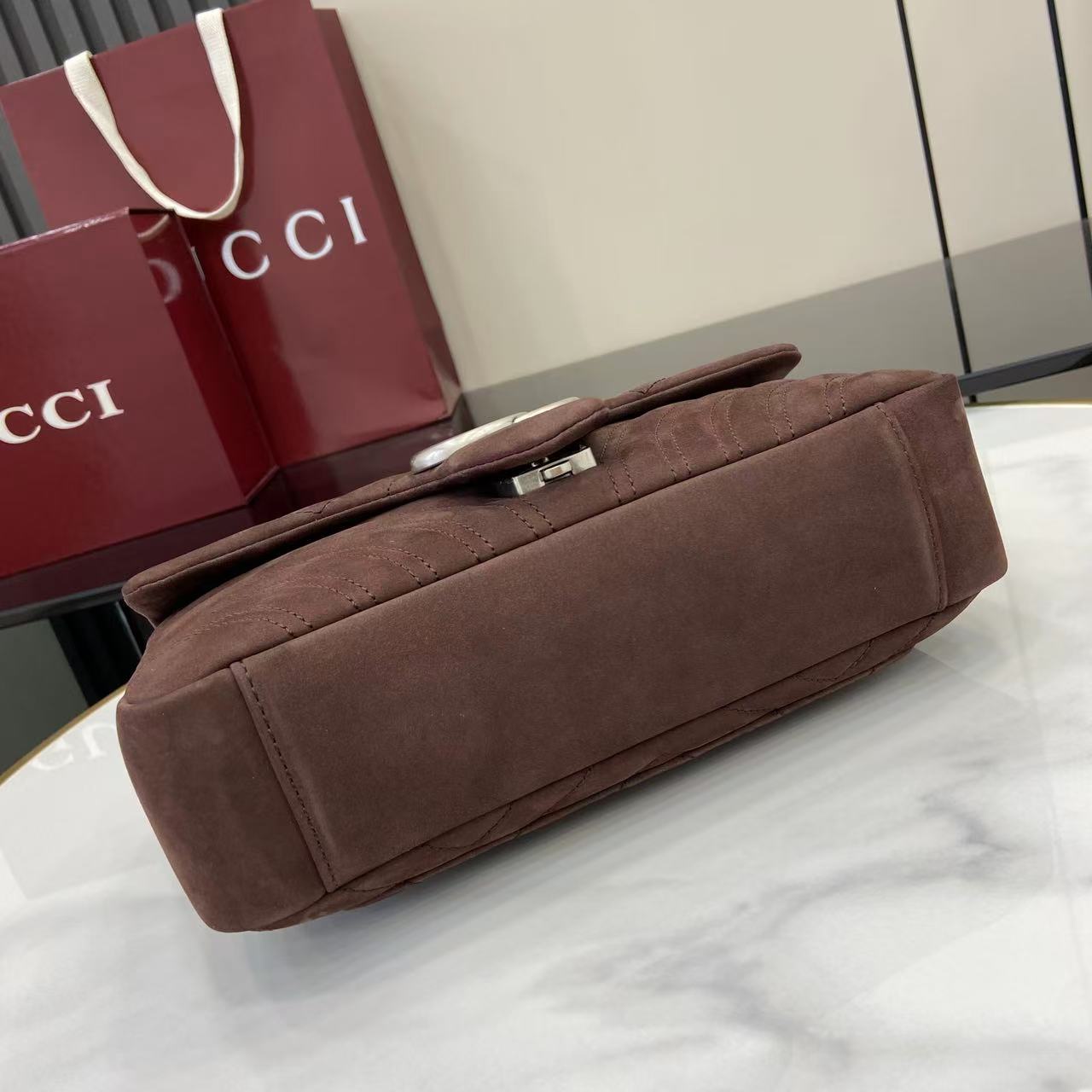 GUCCI 구찌 체인 핸드백 숄더백 가방 라지