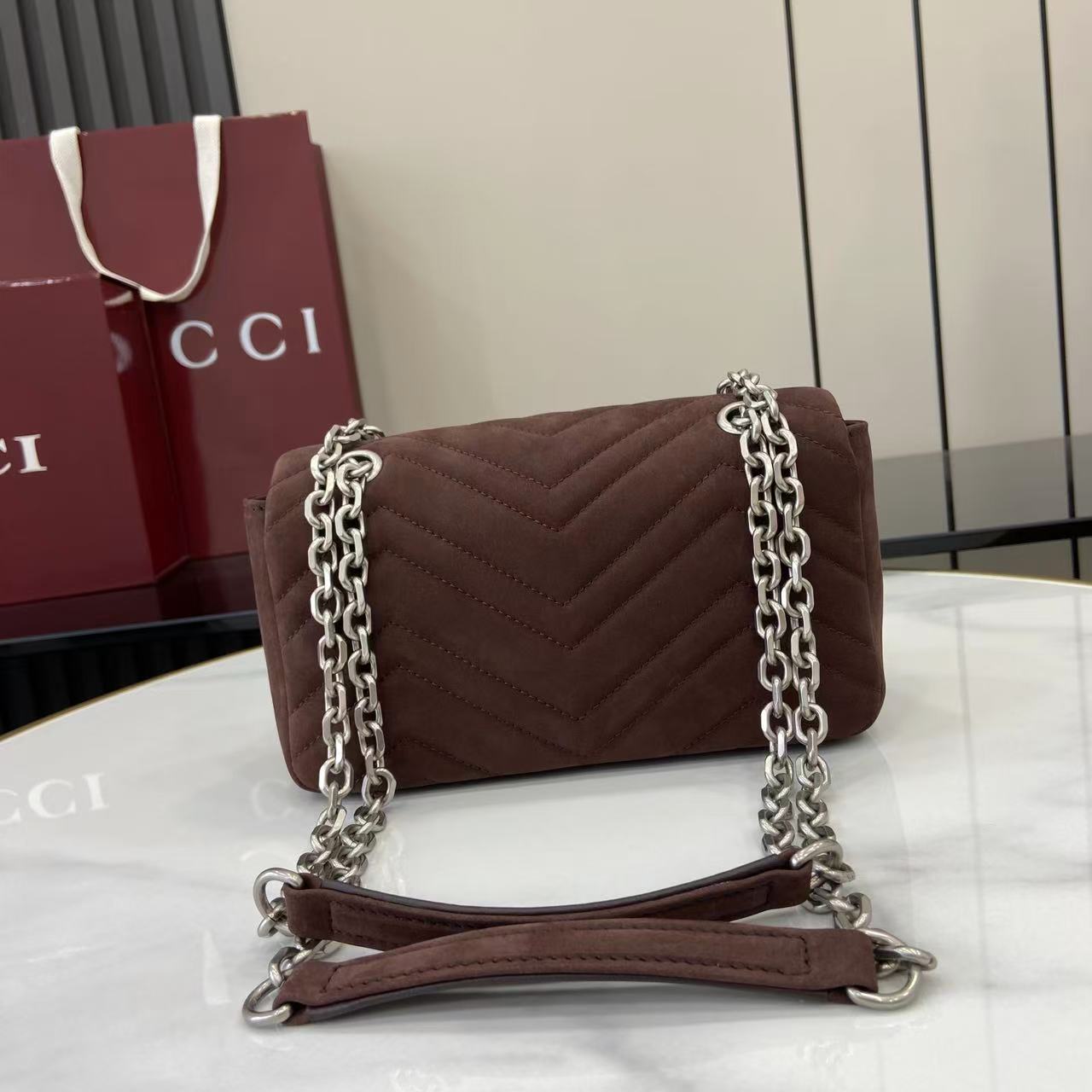 GUCCI 구찌 체인 핸드백 숄더백 가방 미디움