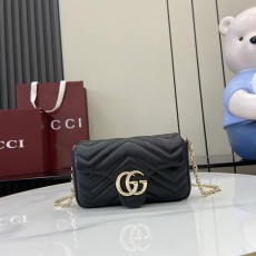 GUCCI 구찌 체인 핸드백 숄더백 가방 스몰
