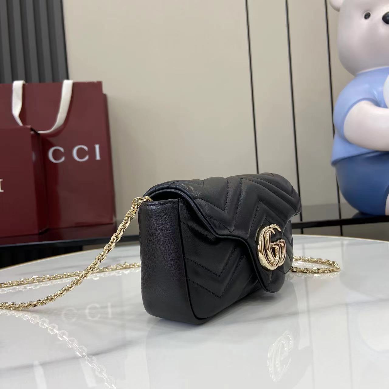 GUCCI 구찌 체인 핸드백 숄더백 가방 스몰