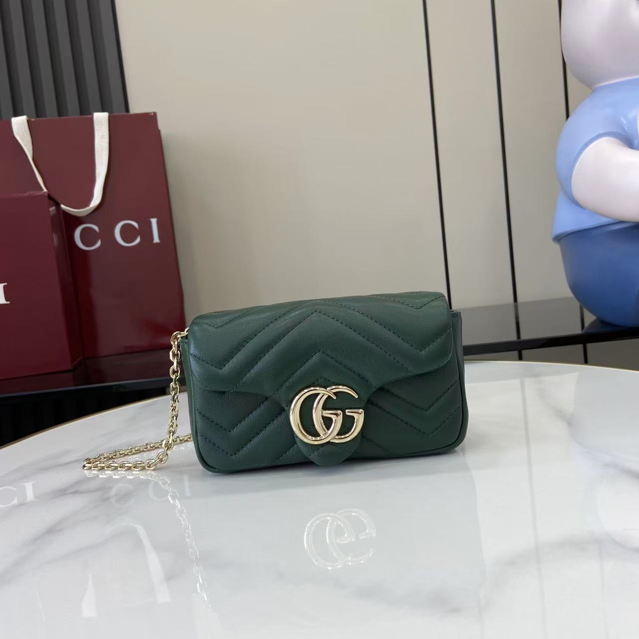 GUCCI 구찌 체인 핸드백 숄더백 가방 스몰