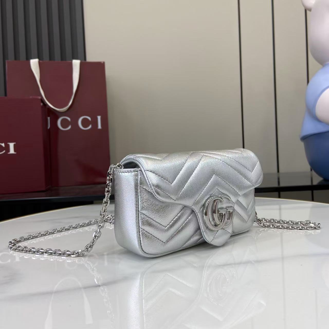 GUCCI 구찌 체인 핸드백 숄더백 가방 스몰