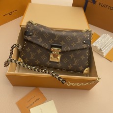 LV 루이비통 TRUNKIE 메신저백 숄더백 가방 미디움