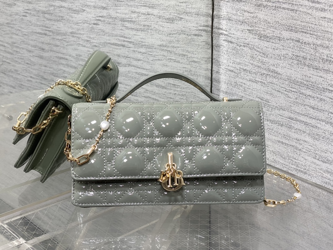 Dior CD 디올 진주 체인 클러치백 가방 스몰