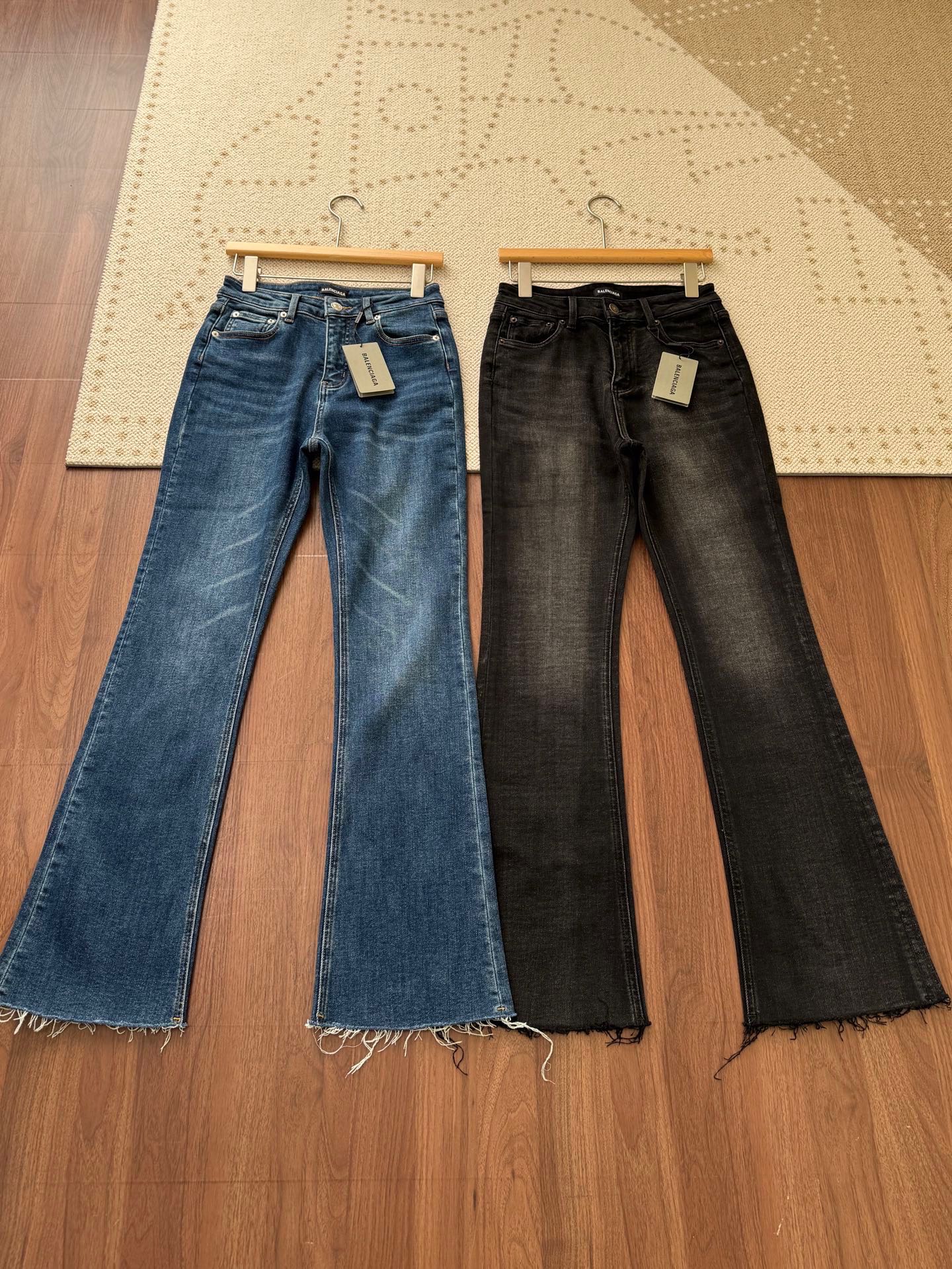 Balenciaga 발렌시아가 부츠컷 팬츠 청바지 의류