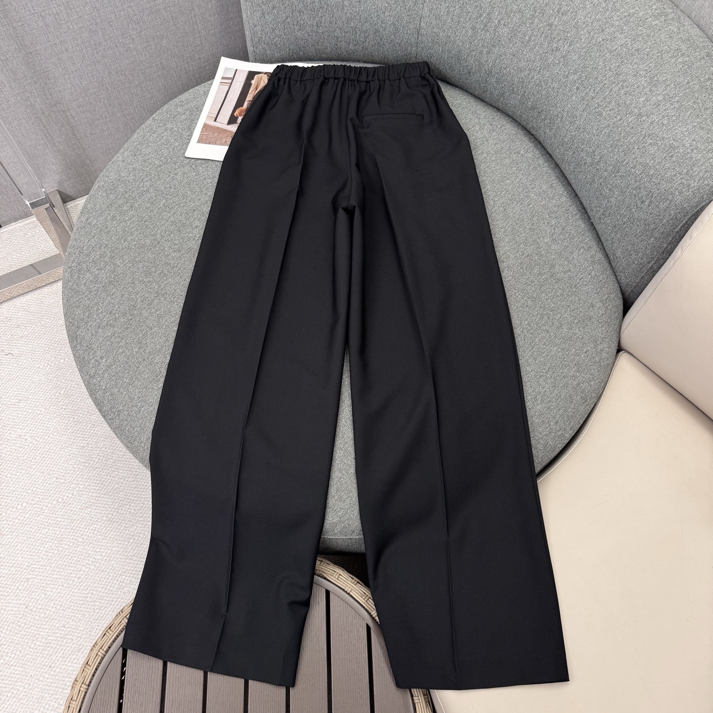 Loewe 로에베 가죽 벨트 디테일 일자 팬츠 바지 의류